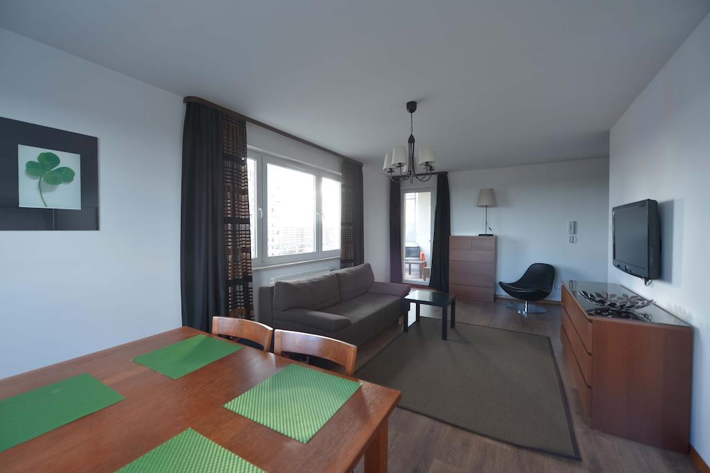 Apartamenty Karawela - Marina Primore Widok Na Morze Gdańsk Værelse billede